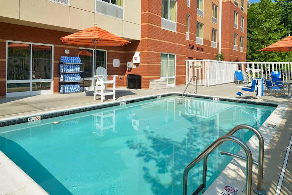 Fairfield Inn & Suites Уайт-Марш Экстерьер фото
